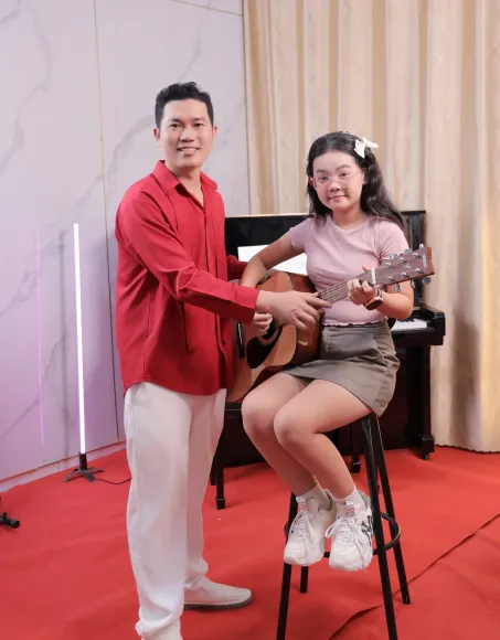 Học Đàn Guitar